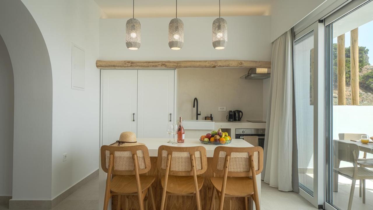 Sfakia Seaside luxury Suites Khóra Sfakíon Exterior foto